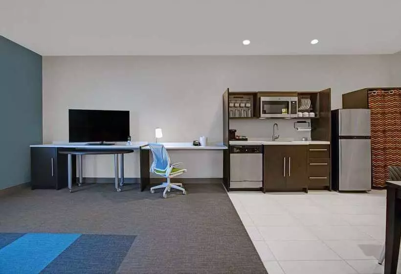 هتل Home2 Suites By Hilton Yuma Pivot Point