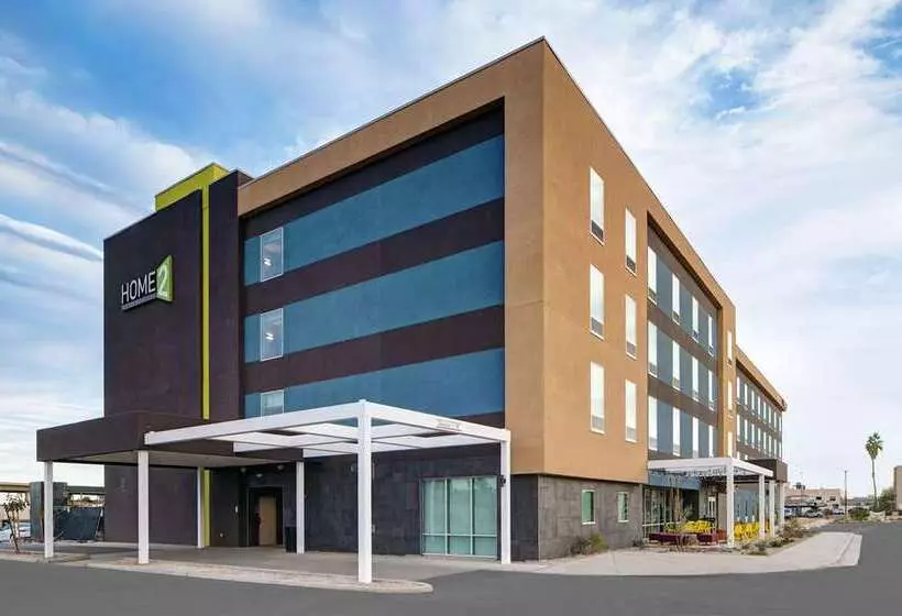 هتل Home2 Suites By Hilton Yuma Pivot Point