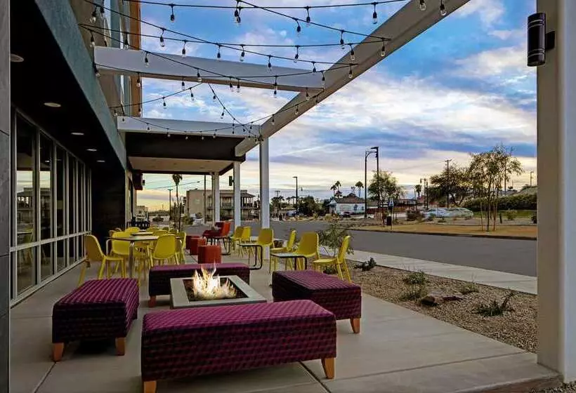 هتل Home2 Suites By Hilton Yuma Pivot Point