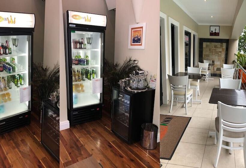 Отель Orange Inn Knysna