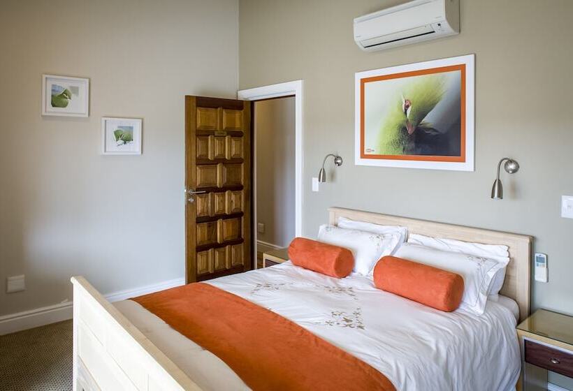 Отель Orange Inn Knysna