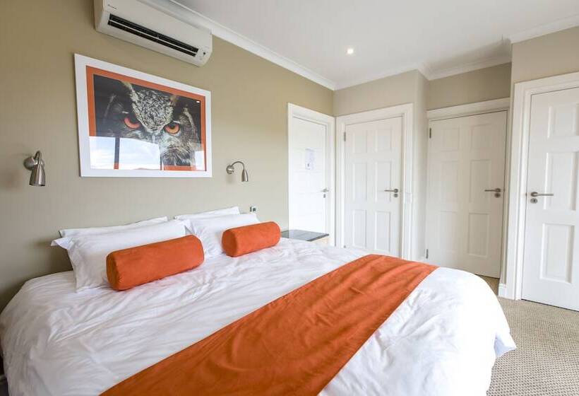 Отель Orange Inn Knysna