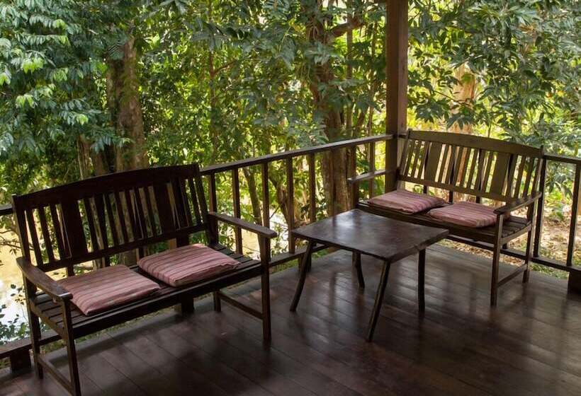 호텔 Our Jungle House