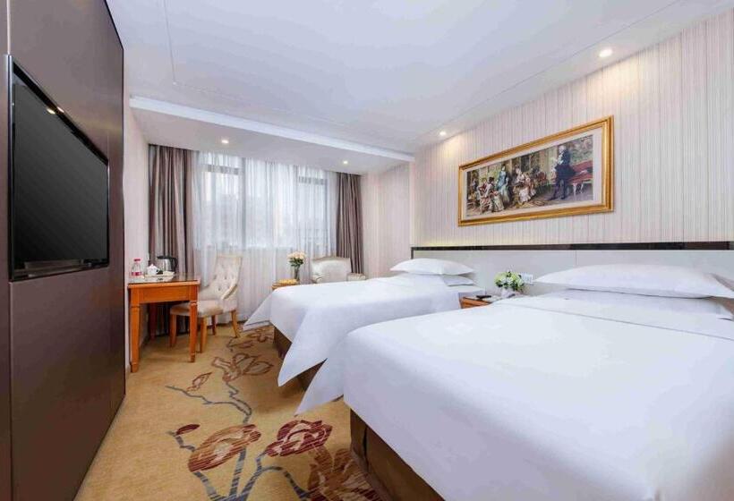 Vienna Hotel Shenzhen Bantian Gangtou