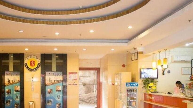 호텔 7 Days Inn Meizhou Wuzhou City Bus Station