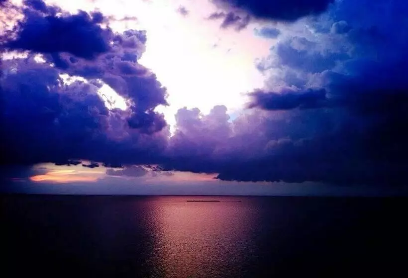 Hotelli Ocean View Resort   Koh Sichang