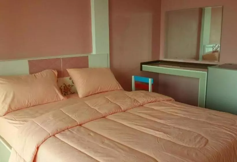 Hotelli Ocean View Resort   Koh Sichang