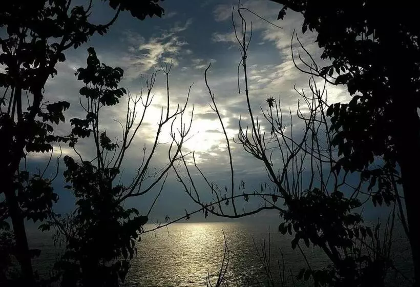 Hotelli Ocean View Resort   Koh Sichang