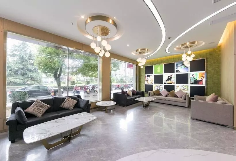 Hotelli Ibis Styles Taizhou Tiantai