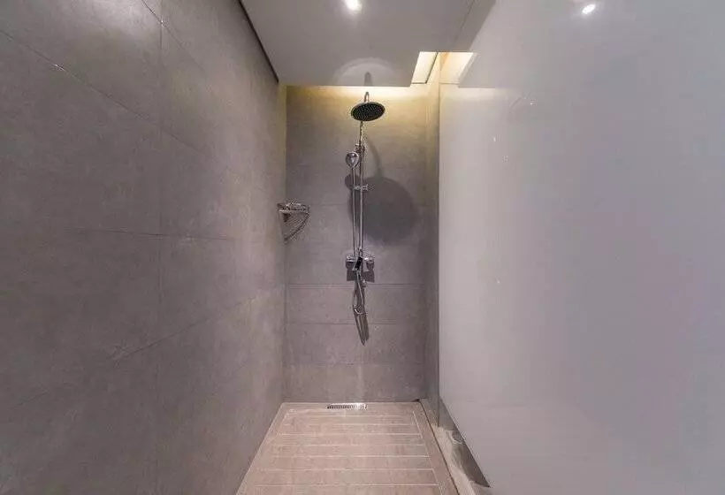 Hotelli Ibis Styles Taizhou Tiantai