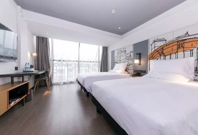 Hotelli Ibis Styles Taizhou Tiantai