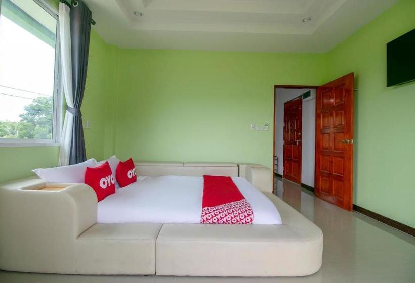 فندق Oyo 956 Thachang Resort