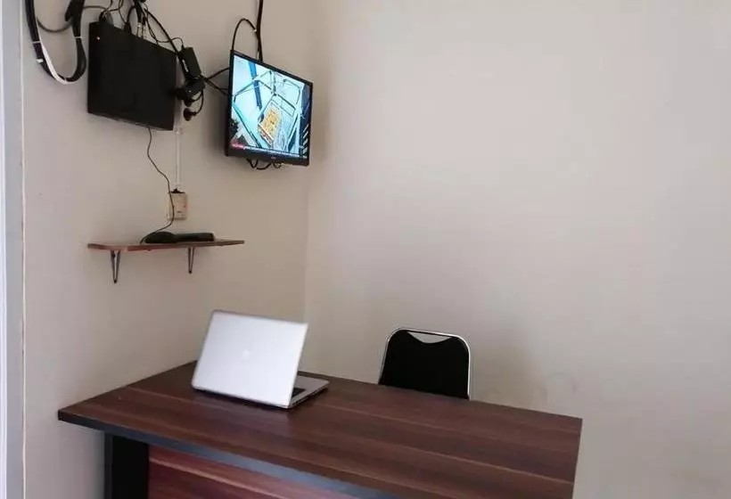 Hotelli Spot On 3708 Rancabali Homestay