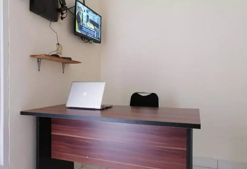 Hotelli Spot On 3708 Rancabali Homestay