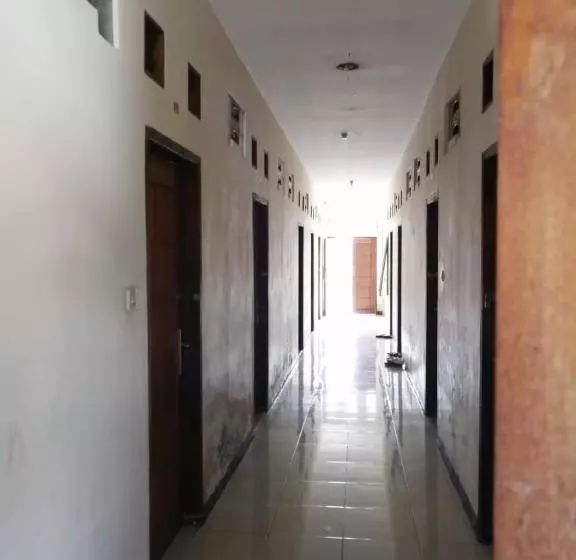 Hotelli Spot On 3708 Rancabali Homestay