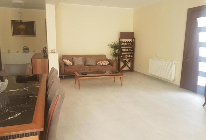 پانسیون Villa Beridze