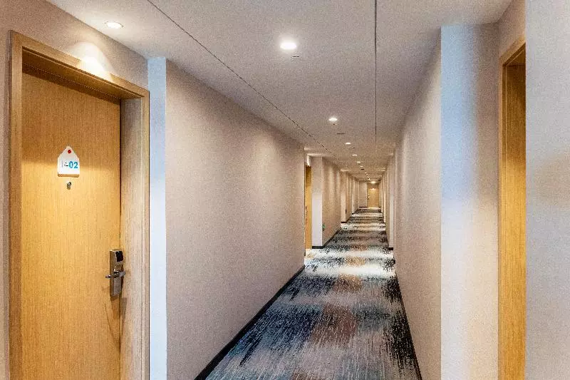 Hotelli Holiday Inn Express Urumqi Station By Ihg