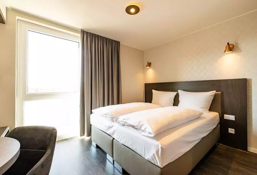 ホテル Maseven München Messe Trudering