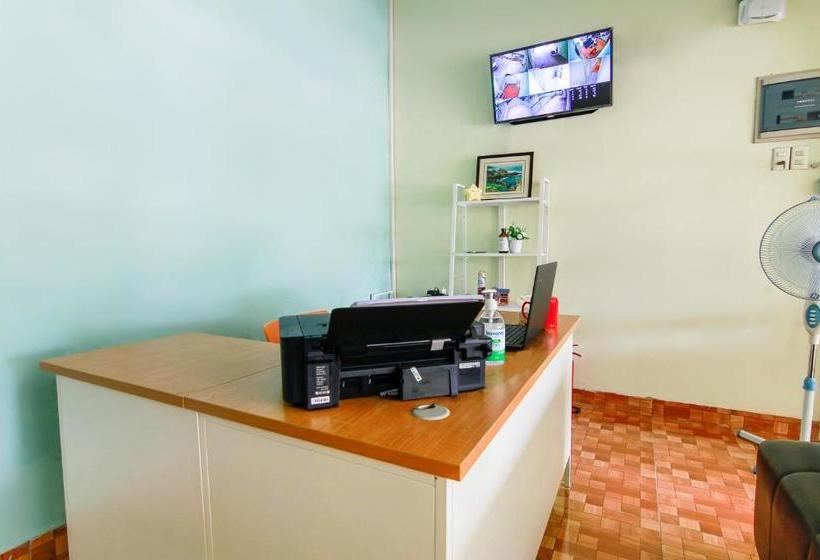 هتل Oyo 3493 Nami House