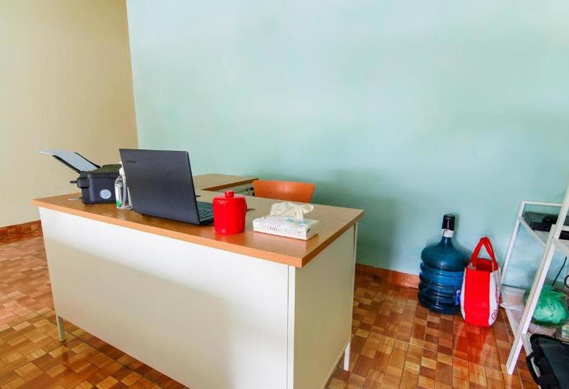 هتل Oyo 3493 Nami House