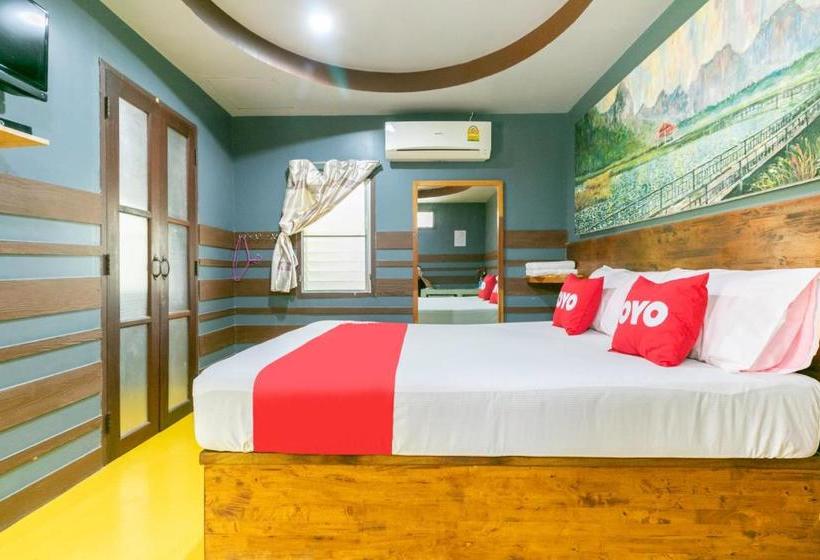 בית מלון כפרי Oyo 947 Therm Suk Resort