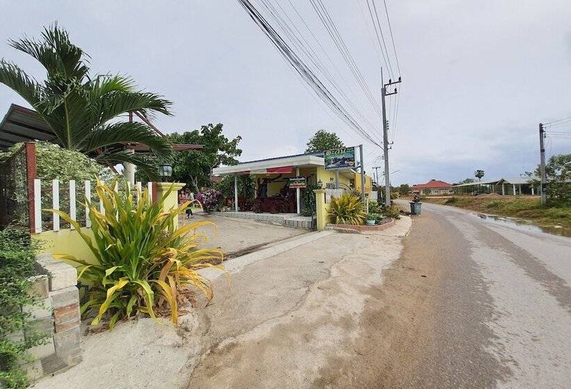 호텔 Oyo 953 Tawan Resort