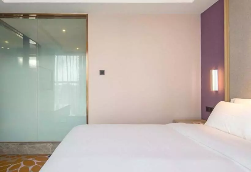 Lavande Hotel Nanjing South Railway Station Dinghe Bridge