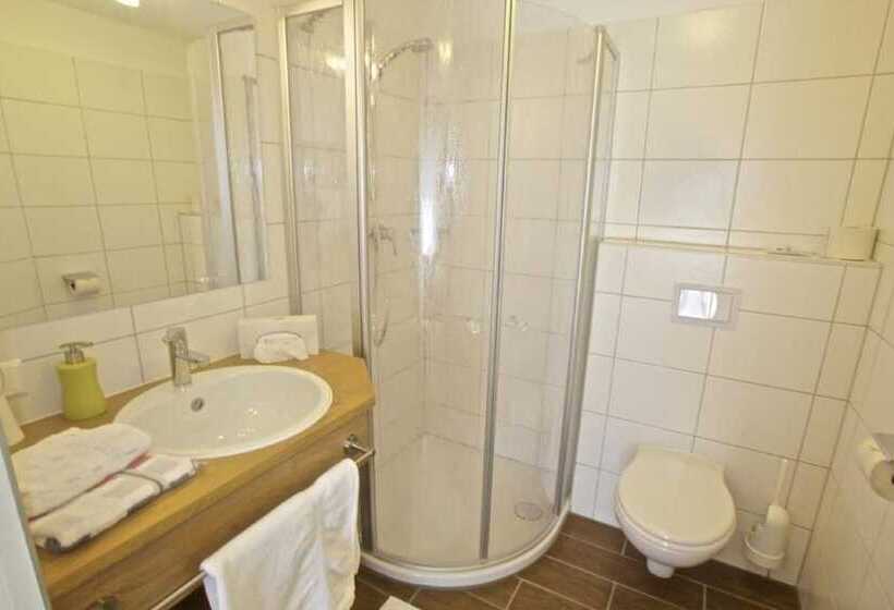 Gasthof Hotel Zur Linde