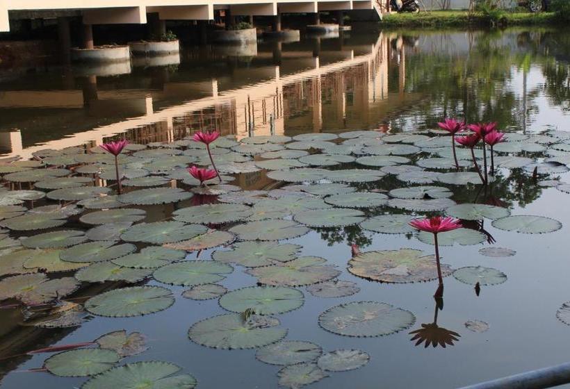 Pensionat Leaf House