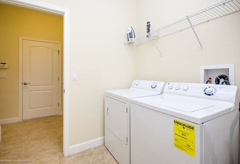 Fantastic Resort 5 Bed 5 Bath Villa With Pool