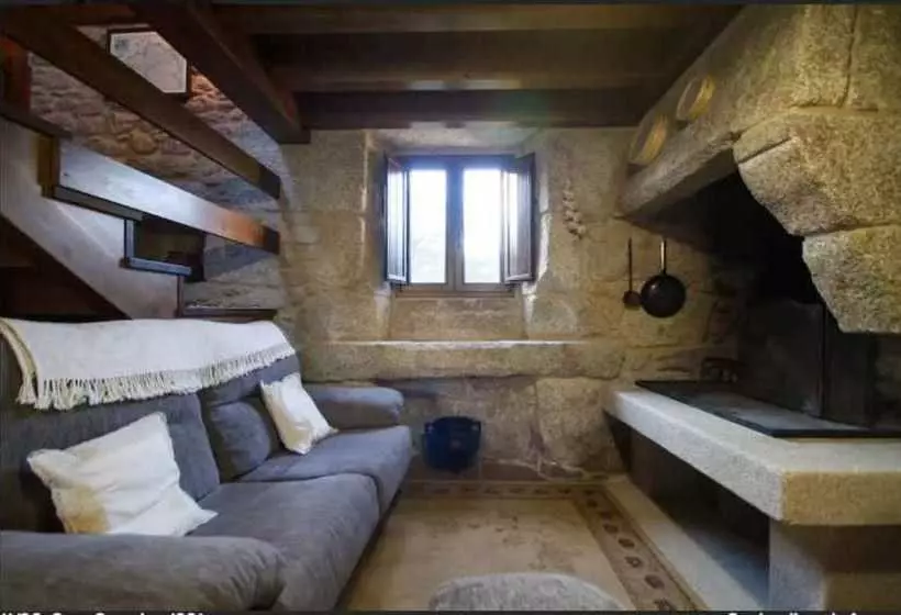 106307  House In Vilar De Parada