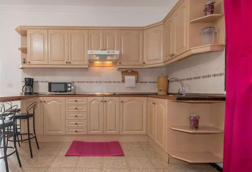 Casa De Vacaciones Con Piscina Compartida Ii