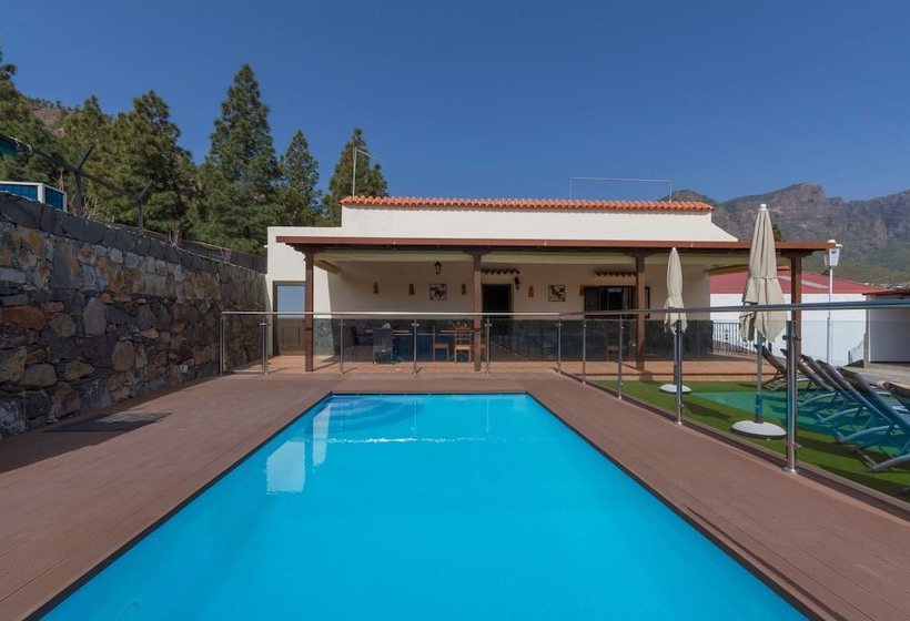 Casa De Vacaciones Con Piscina Compartida Ii