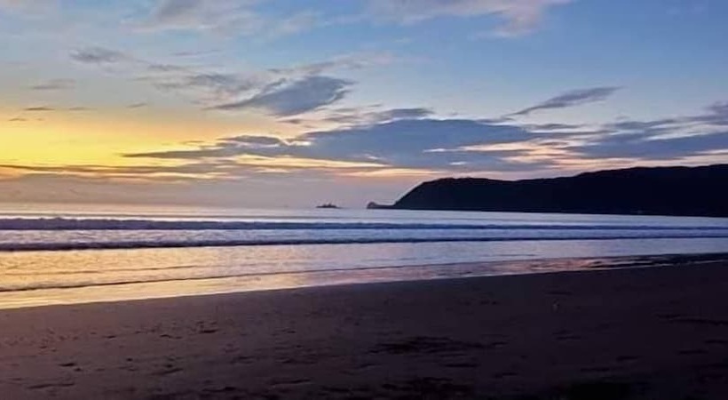 Hotel Megi Beach House