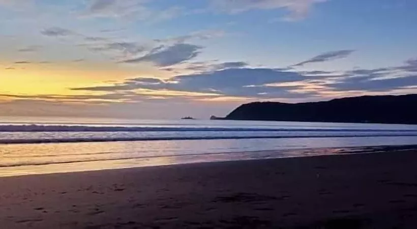 Hotelli Megi Beach House