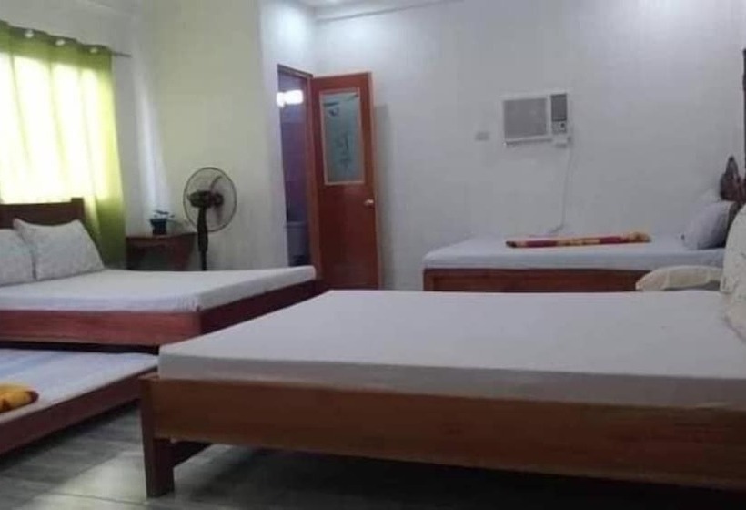 Hotel Megi Beach House