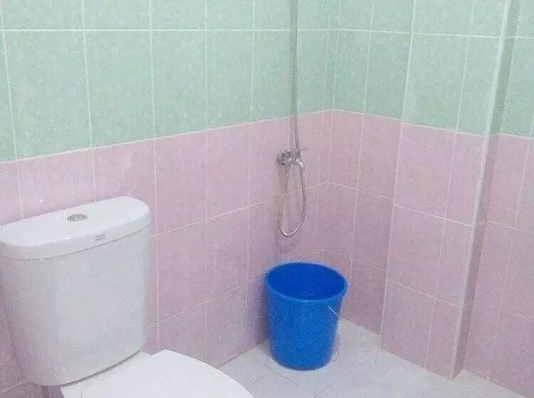 Hotelli Megi Beach House