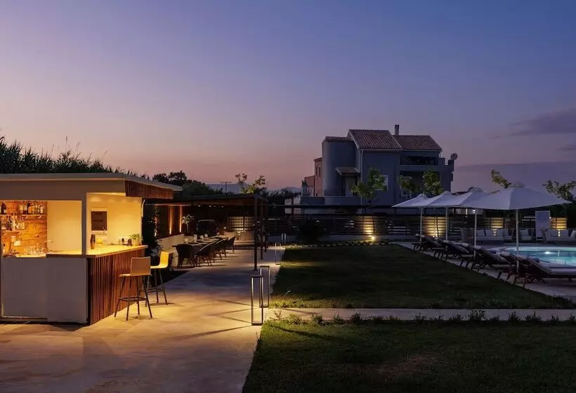 هتل V Luxury Suites