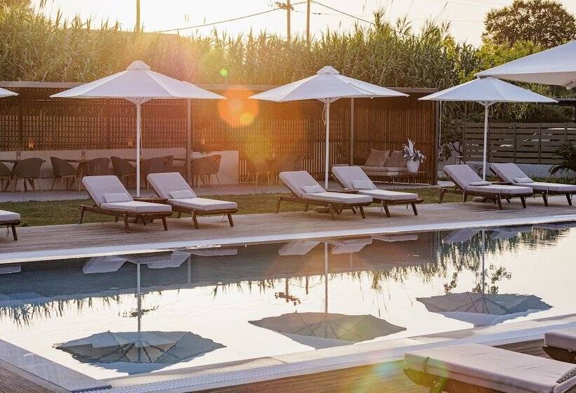 هتل V Luxury Suites