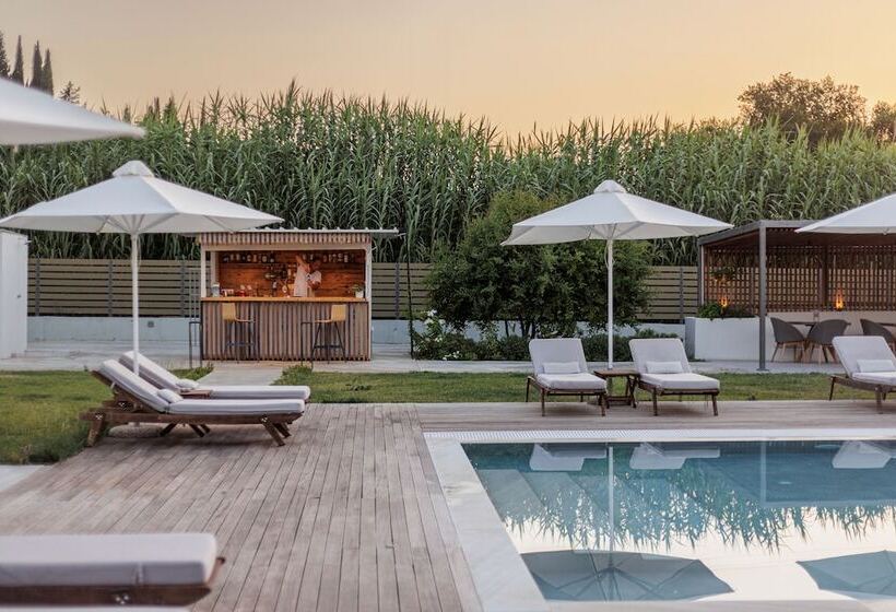 هتل V Luxury Suites