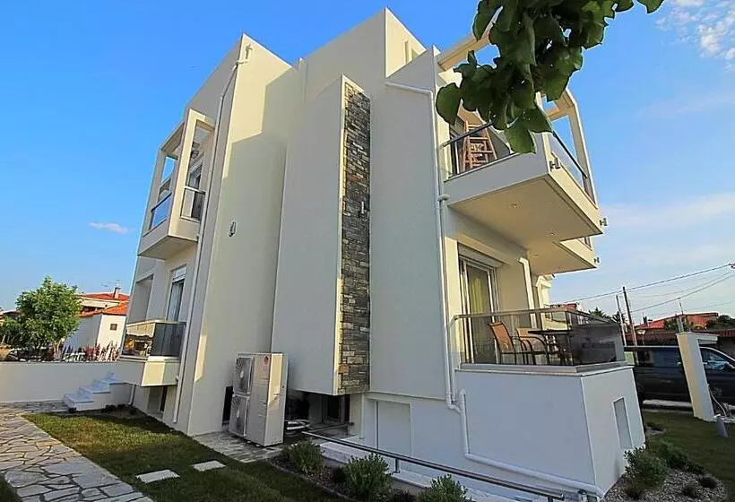 Imagine Luxury Suites