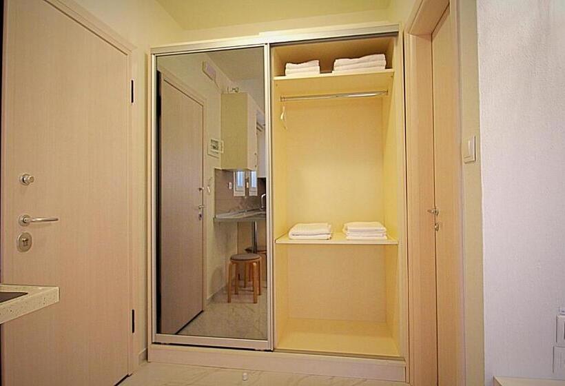 Imagine Luxury Suites