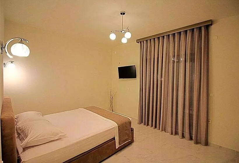 Imagine Luxury Suites