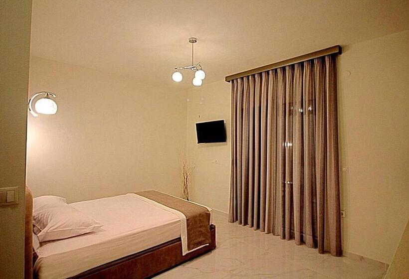 Imagine Luxury Suites