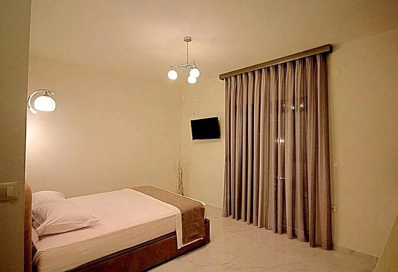 Imagine Luxury Suites