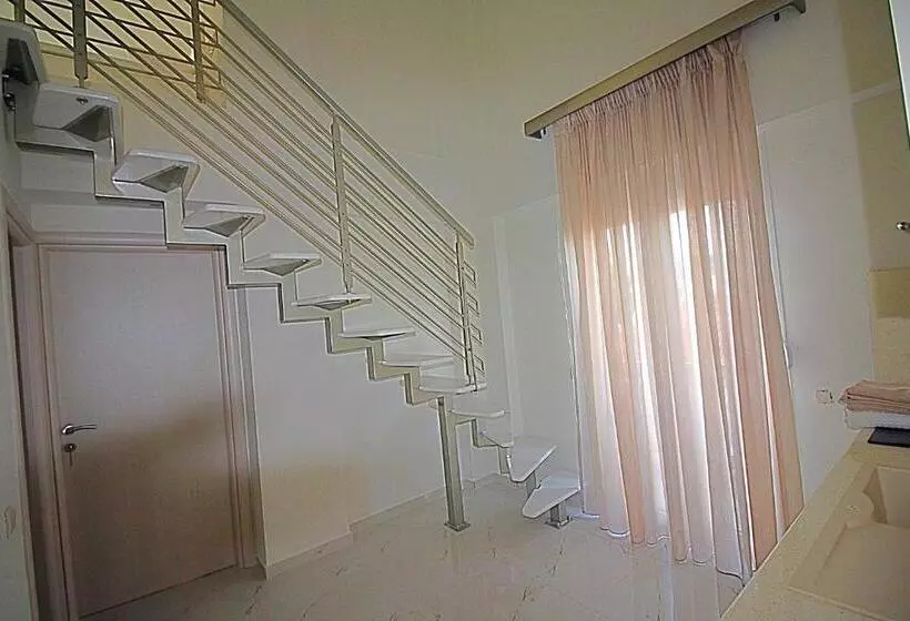 Imagine Luxury Suites