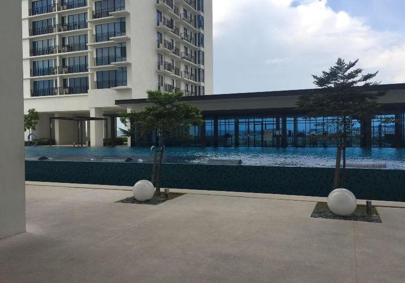 بنسيون Allbes Accommodation Trefoil