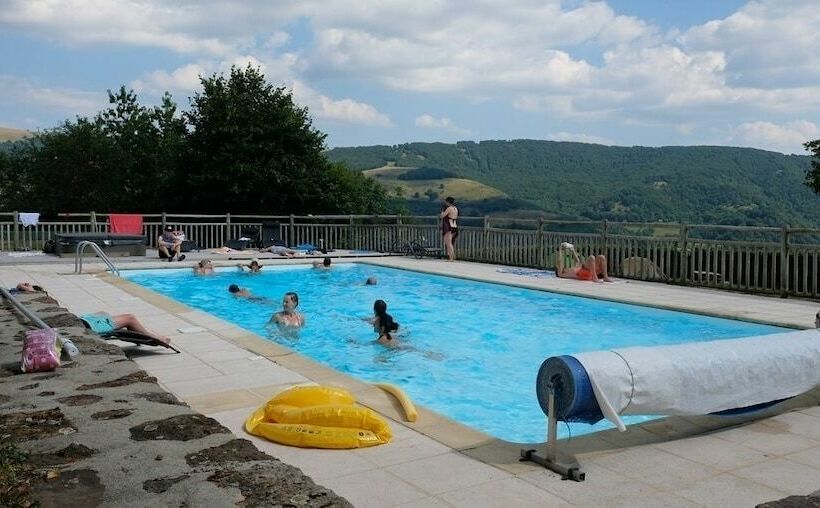 بنسيون Centre De Trielle