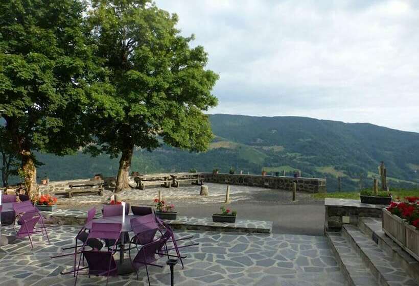 بنسيون Centre De Trielle