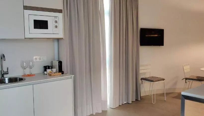 Apartamentos Y Estudios Céntricos Conil Home Suite